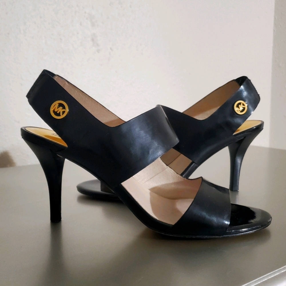 MK Black Heels